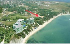 Rose Apartment On The Beach